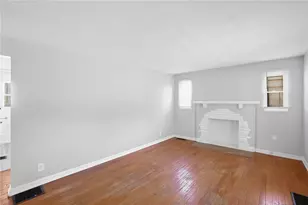 1525 Patterson Rd, Dayton, OH 45420 - Photo 4