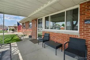 750 Harlan Pl, Dayton, OH 45431 - Photo 4