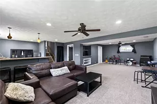 689 Chipplegate Dr, Centerville, OH 45459 - Photo 36