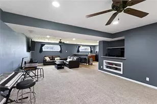 689 Chipplegate Dr, Centerville, OH 45459 - Photo 38