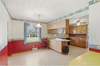 814 Wellington Drive, Springfield Twp, OH 45506 - Photo 14