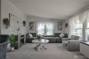 12218 Sandi Ln, Medway, OH 45341 - Photo 4