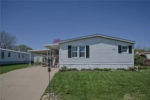 12218 Sandi Ln, Medway, OH 45341 - Photo 2