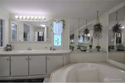 12218 Sandi Lane, Medway, OH 45341 - Photo 30