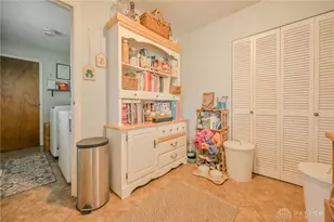 303 Villa Dr, New Carlisle, OH 45344 - Photo 4