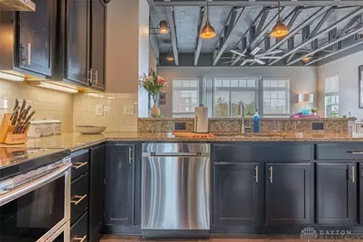 407 Brownstone Row, Springboro, OH 45066 - Photo 16