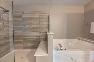 407 Brownstone Row, Springboro, OH 45066 - Photo 30