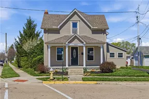 415 W South St, Tipp City, OH 45371 - Photo 1