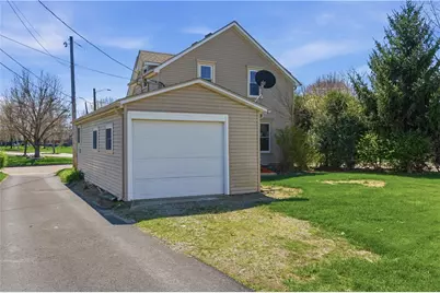 415 W South Street, Tipp City, OH 45371 - Photo 4