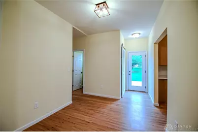 4487 Straight Arrow Rd, Beavercreek, OH 45430 - Photo 8