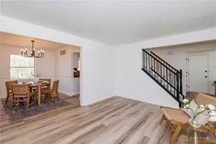 5429 Brigade Ct, Green Township, OH 45239 - Photo 4