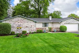 885 Michaels Rd, Tipp City, OH 45371 - Photo 2