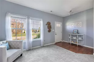 1919 Daffodil Dr, Beavercreek Twp, OH 45385 - Photo 4