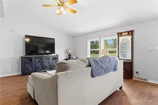 4590 Pyrmont Rd, Lewisburg, OH 45338 - Photo 8