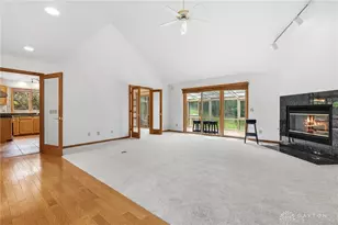 4001 Dogwood Trail, Dayton, OH 45429 - Photo 4