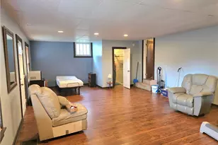 1925 John Glenn Rd, Dayton, OH 45420 - Photo 16