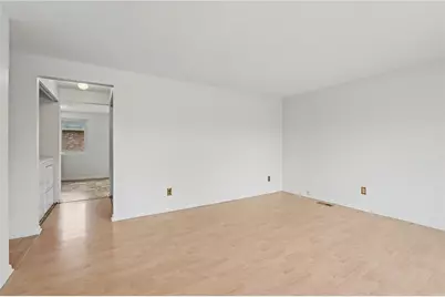 301 Porter Drive, Englewood, OH 45322 - Photo 8