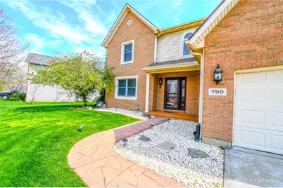 790 Chaucer Lane, Tipp City, OH 45371 - Photo 4