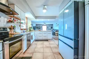 790 Chaucer Ln, Tipp City, OH 45371 - Photo 12