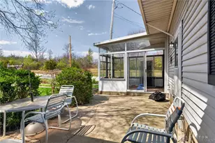 9475 N Dixie Dr, Vandalia, OH 45414 - Photo 34