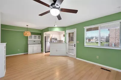 404 Waterfront Place, Centerville, OH 45458 - Photo 4