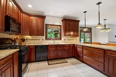 3605 E Salinas Circle, Sugarcreek Twp, OH 45440 - Photo 12