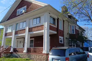 126 E Cassilly St, Springfield, OH 45504 - Photo 2