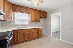 1176 Jeanette Dr, Riverside, OH 45432 - Photo 14