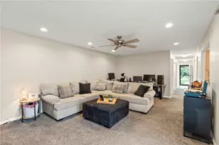 957 Pine Needles Dr, Centerville, OH 45458 - Photo 6