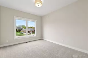 3953 Jacob Hills Ct, Bellbrook, OH 45305 - Photo 8