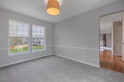 1053 Ashbrooke Lane, Xenia, OH 45385 - Photo 4