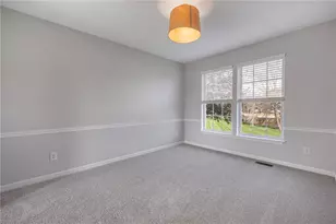 1053 Ashbrooke Ln, Xenia, OH 45385 - Photo 6