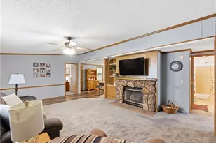 126 S Point Dr, Fairborn, OH 45324 - Photo 4