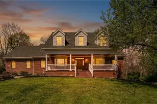 3955 Oakview Dr, Beavercreek, OH 45430 - Photo 2