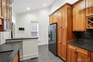 218 Brown St, Dayton, OH 45402 - Photo 20