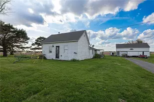 6184 Hanley Rd, Jefferson Twp, OH 45335 - Photo 2