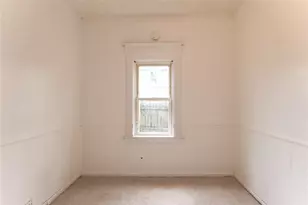 2039 Howard Ave, Middletown, OH 45044 - Photo 6