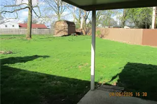 6330 Rangeview Dr, Clayton, OH 45415 - Photo 8