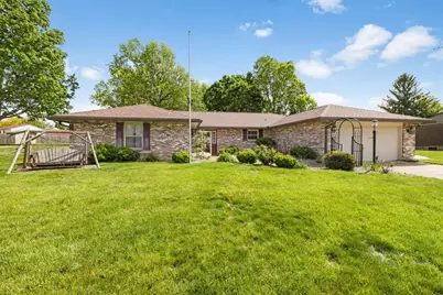 6330 Rangeview Drive, Clayton, OH 45415 - Photo 2