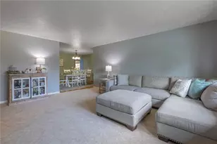 5385 Royalwood Dr, Centerville, OH 45429 - Photo 4