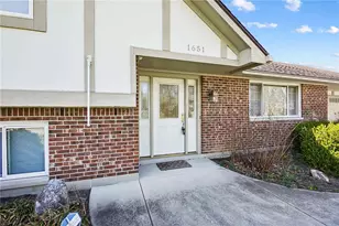 1651 N Laddie Ct, Dayton, OH 45432 - Photo 4