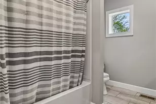 8700 Quaker Trace Rd, Camden, OH 45311 - Photo 12