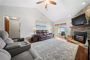 8320 Leisure Dr, Washington Twp, OH 45458 - Photo 2