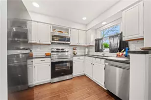 8320 Leisure Dr, Washington Twp, OH 45458 - Photo 6