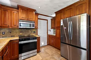 9367 Artz Rd, Huber Heights, OH 45344 - Photo 20