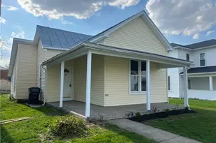 121 N Sycamore St, Union City, OH 45390 - Photo 2