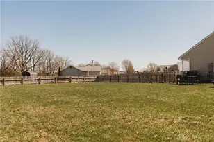 1121 Sheffield Blvd, London, OH 43140 - Photo 22