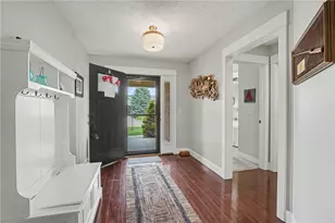 622 Willow Point Ct, Troy, OH 45373 - Photo 6