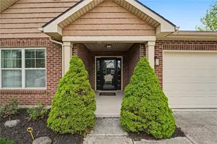 622 Willow Point Ct, Troy, OH 45373 - Photo 4