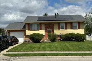 1404 Providence Ave, Springfield, OH 45503 - Photo 1
